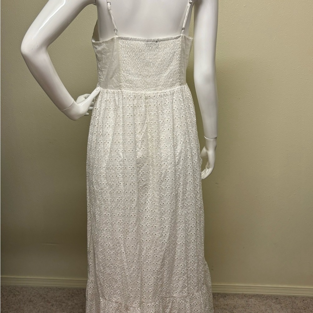 Skies Are Blue Elegant White Eyelet Lace Dress - Picture 3 of 4